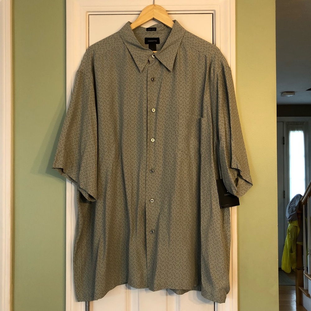 Claiborne 100% Silk Short Sleeve Button Down Shirt